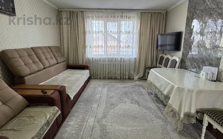 Отдельный дом · 3 комнаты · 80 м² · 5 сот., Дулатова 273 за 25.5 млн ₸ в Семее — фото 2