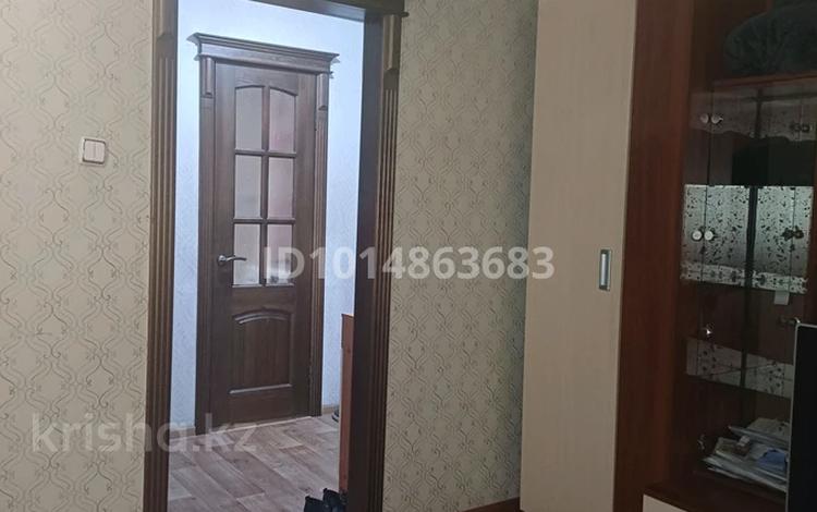 1-комнатная квартира · 32.9 м² · 1/5 этаж, Ауэзова 87 за 6.5 млн ₸ в Аксу — фото 2
