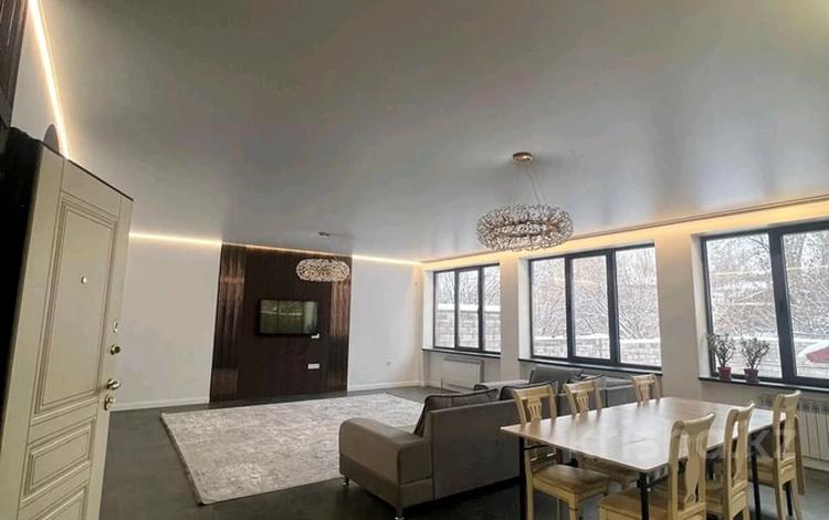 Отдельный дом · 8 комнат · 400 м² · 9 сот., Сарбайская за 2 млн ₸ в Алматы, Медеуский р-н — фото 2