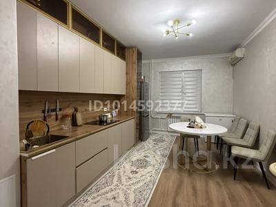 3-комнатная квартира · 98 м² · 4/16 этаж, мкр. Алмагуль, алмагүл за 33.5 млн ₸ в Атырау