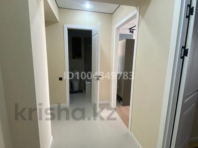 2-комнатная квартира · 57 м² · 1/5 этаж, Абылай хан дом 12 кв44 за 250 000 〒 в Каскелене