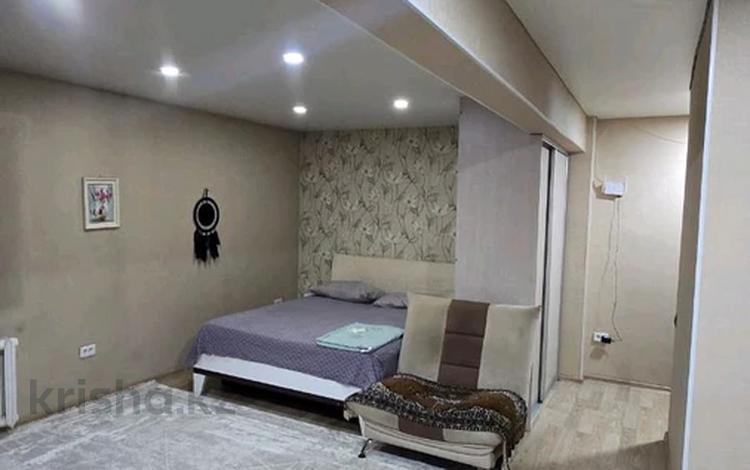 1-комнатная квартира · 32 м², Казахстан 80 за 12 000 ₸ в Усть-Каменогорске — фото 66