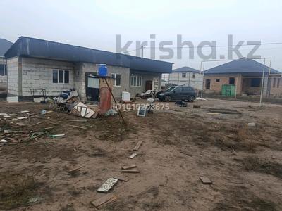 Отдельный дом · 3 комнаты · 70 м² · 6 сот., 6 көше 3105 — Гүлсым ананың арындағы 6 көше оңға за 18.5 млн 〒 в 