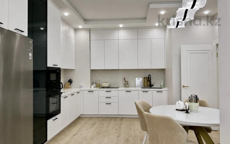 3-комнатная квартира · 138 м² · 5/7 этаж, мкр Мирас 157 за 147 млн ₸ в Алматы, Бостандыкский р-н — фото 2