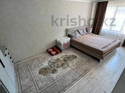 1-комнатная квартира · 39 м² · 1/5 этаж, Ауэзова за 12.5 млн 〒 в Семее