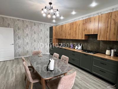 5-комнатная квартира · 169.7 м² · 1/4 этаж, Абдолова — Абдолова за 71 млн 〒 в Уральске