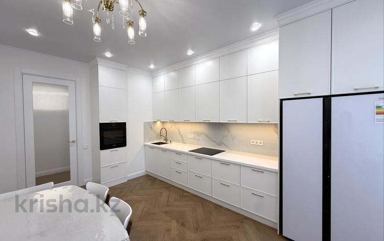 3-бөлмелі пәтер · 107 м² · 7/9 қабат, Сыганак 52/2, бағасы: 128 млн ₸ в Астане, Есильский р-н — фото 2