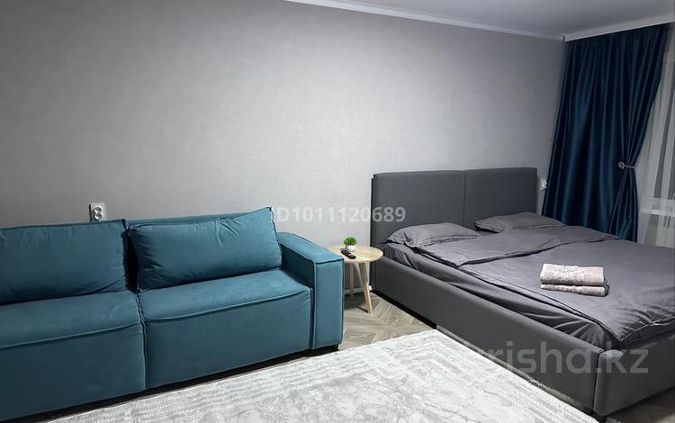 3-бөлмелі пәтер · 60 м² · 2/2 қабат, Титова 18а — Магазин Флагман, бағасы: 15 000 ₸ в Кордае — фото 2
