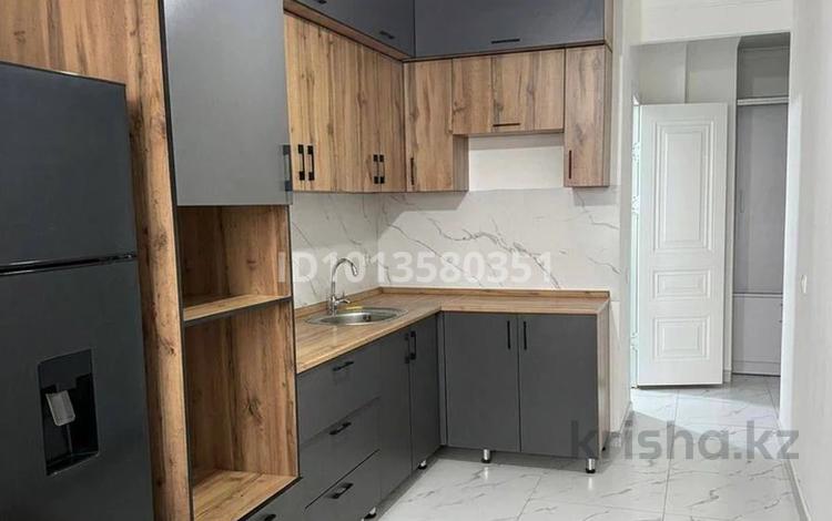 1-бөлмелі пәтер · 40 м² · 8/9 қабат, Шұғыла ш/а., Райымбека 590/13 — Жуалы, бағасы: 13 000 ₸ в Алматы, Наурызбайский р-н — фото 2