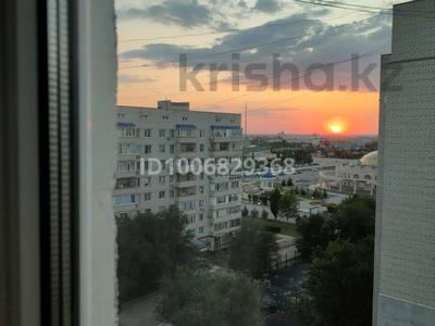 3-комнатная квартира · 80.4 м² · 9/10 этаж, мкр Кунаева 57 — 6-мкрн по Абулхаир хана за 29 млн 〒 в Уральске