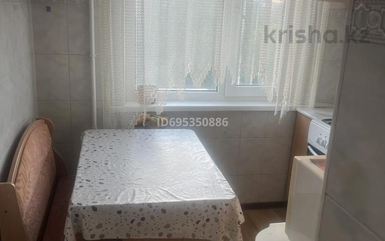 2-комнатная квартира · 44.5 м² · 4/5 этаж, мкр Жилгородок, Шамши калдаякова 25 — Абулхаир хана калдаякова за 12.8 млн ₸ в Актобе — фото 2