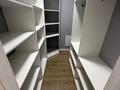3-бөлмелі пәтер · 90 м² · 10/10 қабат, Просп. Строителей 33/4, бағасы: 48.5 млн ₸ в Караганде — фото 10