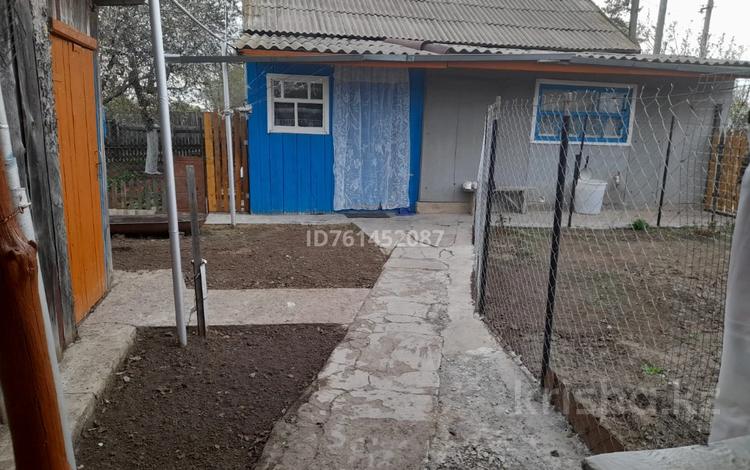 Отдельный дом · 3 комнаты · 46 м² · 9 сот., Село Красное, улица Чапаева за 2 млн 〒 в Оренбурге — фото 3