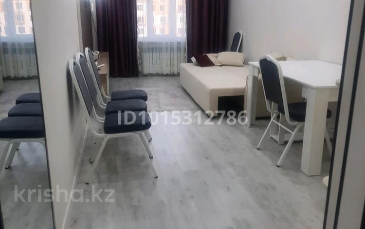 1-комнатная квартира · 40 м² · 5/9 этаж, Райымбек 590/18 за 300 000 ₸ в Алматы, Наурызбайский р-н — фото 2