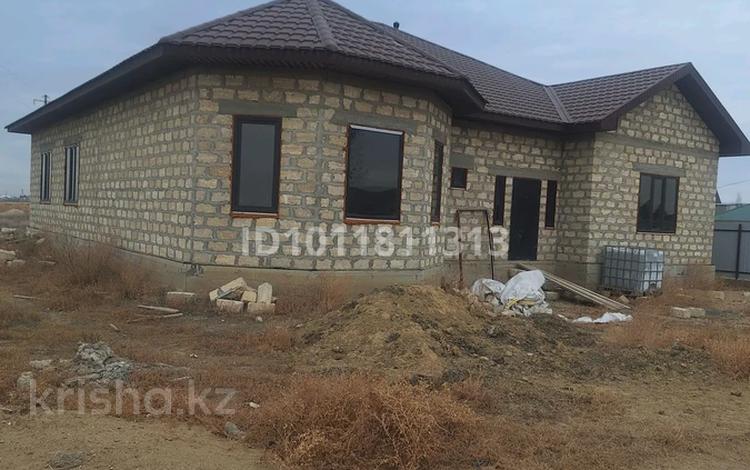 Отдельный дом · 5 комнат · 256 м² · 10 сот., ул. Мелиораторов 60 — Район Курилкино ул.Мелиоратор60 за 19 млн ₸ в Атырау, мкр Авангард-2 — фото 2