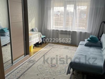 3-комнатная квартира · 58.5 м² · 2/5 этаж, мкр Жастар 2, Новый 1 дом 2 — Около 40 лет победы за 13 млн 〒 в Актобе, жилой массив Жанаконыс