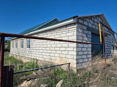 Отдельный дом · 5 комнат · 100 м² · 12 сот., Чингирлауская 1/32 за 26.5 млн 〒 в Аксае