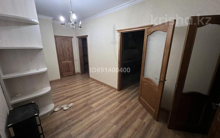 2-комнатная квартира, 85 м², 5/6 этаж помесячно, Коргалжынское шоссе 11