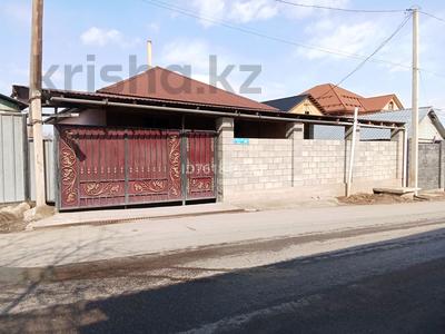 Продажа домов и дачи в Алматинской обл.: Отдельный дом · 5 комнат · 120 м² · 4 сот., Конаев 80а — Жамбула за 30 млн 〒 Отдельный дом · 5 комнат · 120 м² · 4 сот., Конаев 80а — Жамбула за 30 млн 〒 в Каскелене