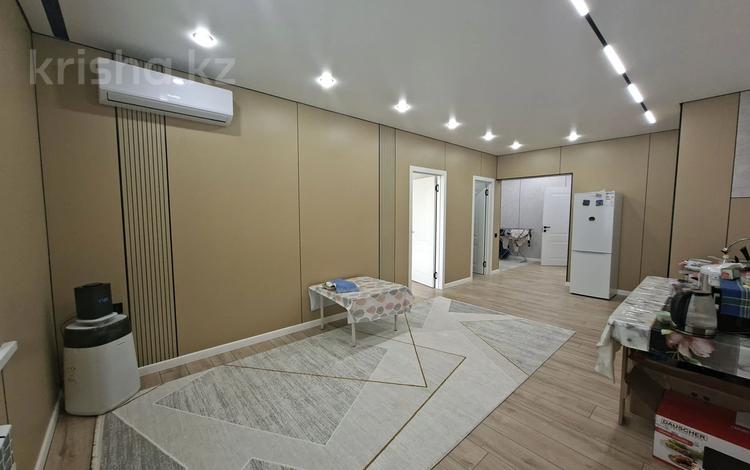 3-бөлмелі пәтер · 74 м² · 5/10 қабат, Учетный квартал 272 — Ташкентская, бағасы: 36 млн ₸ в Абай — фото 2