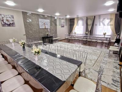 Дом · 8 комнат · 350 м², Бозбиик 6 за 100 000 〒 в Астане, Сарыарка р-н