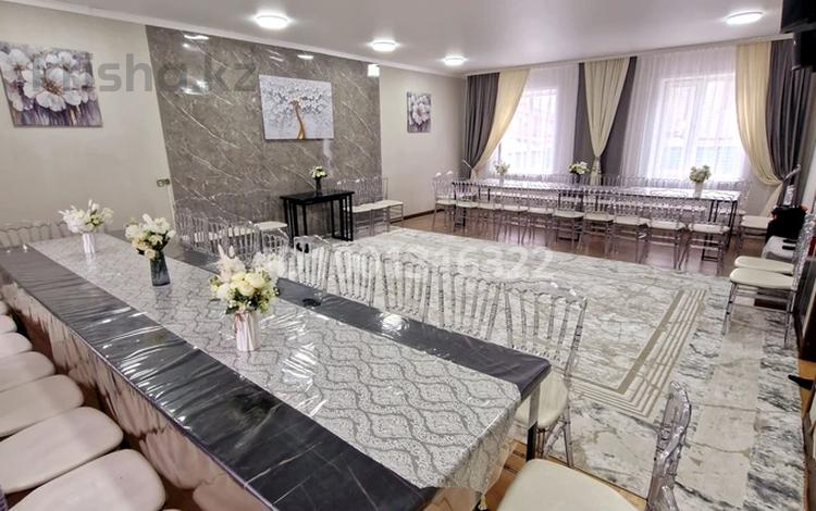 Жеке үй · 8 бөлме · 350 м², Бозбиик 6 — Начало Сейфулина, бағасы: 120 000 ₸ в Астане, Сарыарка р-н — фото 10