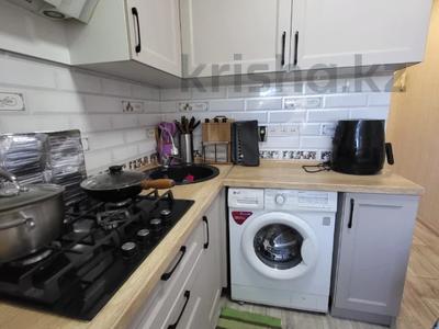 3-комнатная квартира · 61 м² · 1/5 этаж, ярославская за 18 млн 〒 в Уральске