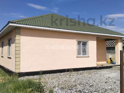 Отдельный дом · 5 комнат · 200 м² · 10 сот., Республика 972 за 33 млн ₸ в Хромтау