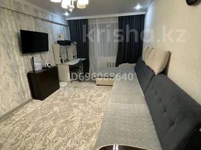 2-бөлмелі пәтер, 42 м², 4/5 қабат, Ленинградская 54 — Фитнес клуб Atletic, бағасы: 7.9 млн 〒 в Шахтинске