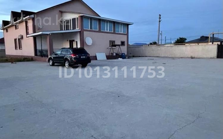 Жеке үй · 9 бөлме · 400 м² · 30 жүзд., Есетов, бағасы: 55 млн ₸ в Саина Шапагатовой — фото 2