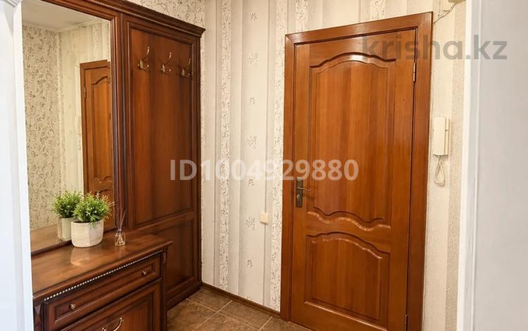 3-бөлмелі пәтер · 62 м² · 6/10 қабат, Строитель ш/а., Мкр Строитель, 30 — По Сырым Датұлы, бағасы: 25.5 млн ₸ в Уральске, мкр Строитель — фото 10