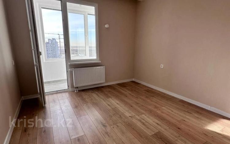 2-комнатная квартира · 61.35 м² · 5/9 этаж, Е 103 5 — СРОЧНАЯ ПРОДАЖА!!! ГОРЯЩИЙ ВАРИАНТ!!! С РЕМОНТОМ ОТ ЗАСТРОЙЩИКА!!! за 35.5 млн ₸ в Астане, Нура р-н — фото 10