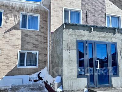 Продажа квартир в Астане: 4-комнатная квартира · 110 м² · 2/2 этаж, мкр Уркер 10 за 65 млн 〒 4-комнатная квартира · 110 м² · 2/2 этаж, мкр Уркер 10 за 65 млн 〒 в Астане, Нура р-н