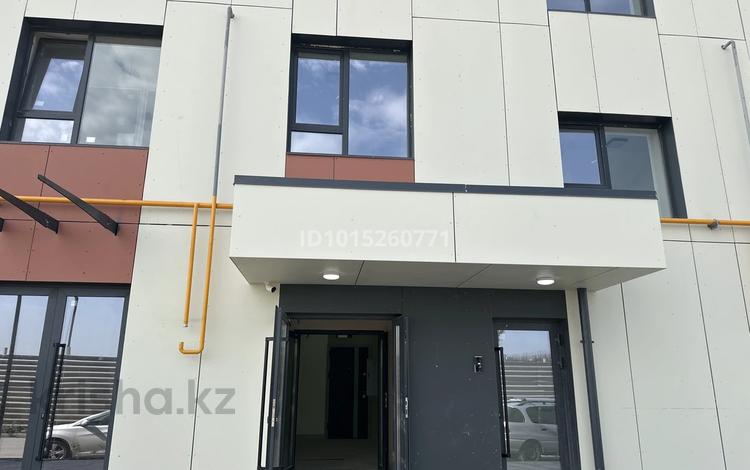 2-комнатная квартира · 60 м² · 1/9 этаж, мкр Кайрат, Туркестан 115 за 55 млн ₸ в Алматы, Турксибский р-н — фото 2