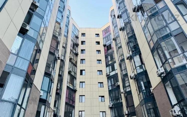 3-комнатная квартира · 70 м² · 5/10 этаж, Тянь-Шанская 7 за 63 млн ₸ в Алматы, Медеуский р-н — фото 5
