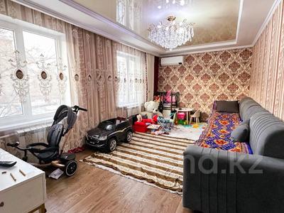 3-комнатная квартира · 56 м² · 2/5 этаж, Достык за 18 млн 〒 в Талдыкоргане