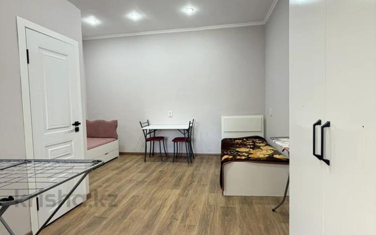 1 бөлме · 17 м², Абылай хана — Напротив SDU, сзади школы, бағасы: 60 000 ₸ в Каскелене — фото 2