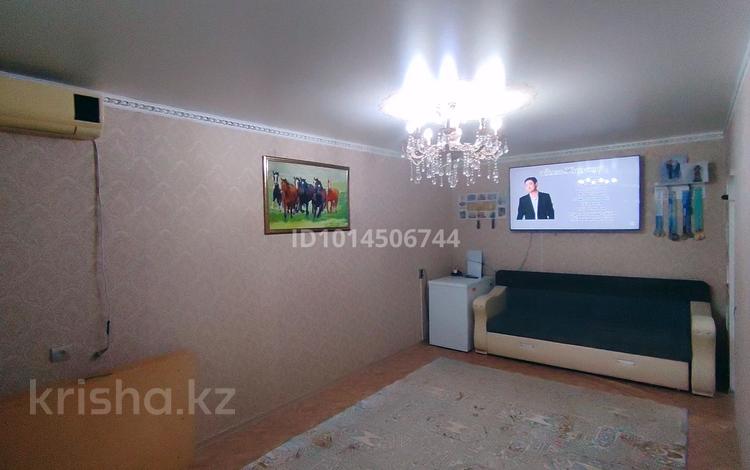 2-бөлмелі пәтер · 48.1 м² · 3/5 қабат, Абая 5 Корпус 4 — Рядом Школа,Больница,Парк, бағасы: 17 млн ₸ в Хромтау — фото 2