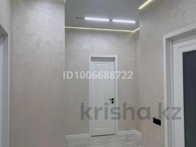 3-комнатная квартира · 114 м² · 1/5 этаж, мкр Нурсая-3, Абулхаир Хана 46 за 70 млн 〒 в Атырау