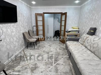 2-бөлмелі пәтер · 48 м² · 1/5 қабат, Космоновтов 7 — Магазин ОРБИТА, бағасы: 9.5 млн ₸ в Есиль