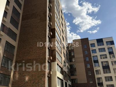 3-комнатная квартира · 98 м² · 6/12 этаж, пересечение ул. Казыбек Би и Е75,Е77 (рядом с пересечением проспект Туран и Улы Дала) 40 за 60 млн ₸ в Астане, Нура р-н