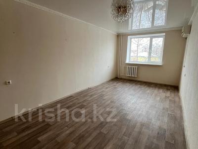 4-комнатная квартира, 91 м², 2/5 этаж, Кизатова за 36.4 млн 〒 в Петропавловске