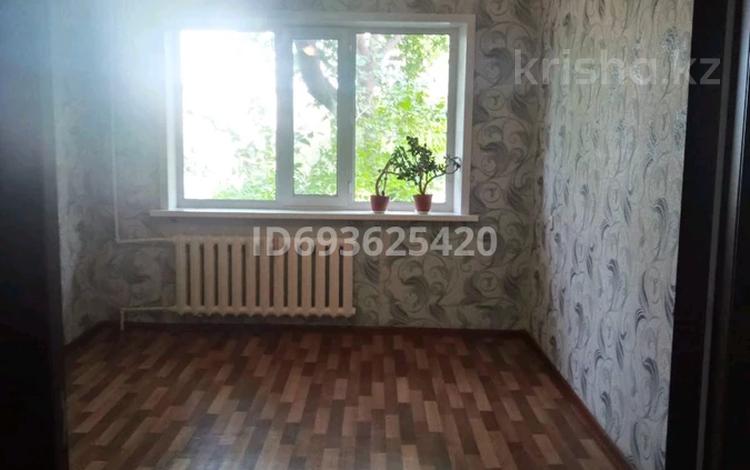 2-комнатная квартира · 43.7 м² · 1/5 этаж, 4 мкр за 7.8 млн ₸ в Темиртау — фото 2