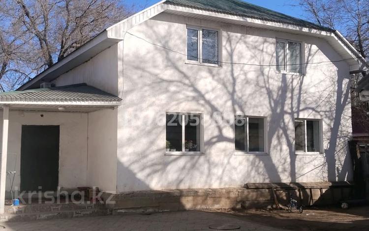 Отдельный дом · 5 комнат · 300 м² · 5.5 сот., Гастелло 39 — Возле 5 школа за 42.5 млн ₸ в Актобе, мкр Гормолзавод — фото 2