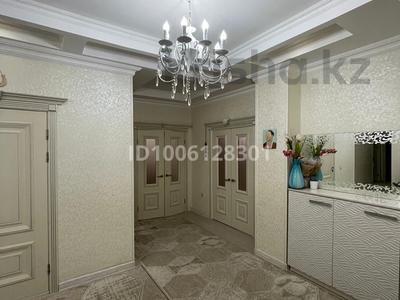 4-комнатная квартира · 140 м² · 2/7 этаж, 32Б мкр 18 за 54 млн ₸ в Актау