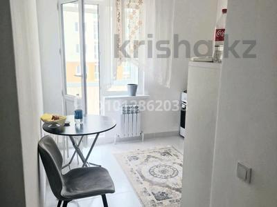 1-бөлмелі пәтер · 37 м² · 4/9 қабат, Райымбек батыра, бағасы: 190 000 ₸ в 