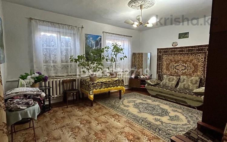 Отдельный дом • 4 комнаты • 67.6 м² • 7 сот., Алтынсарина 30 — Полевая за 16 млн 〒 в Таразе — фото 2