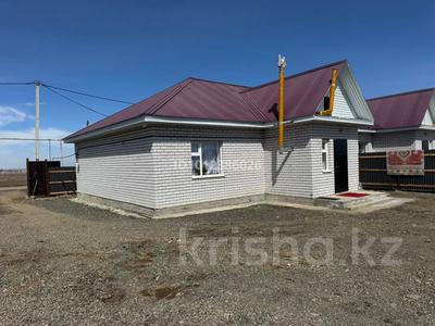 Часть дома · 4 комнаты · 84 м² · 10 сот., Қазыбек Теміров 40А за 20 млн ₸ в Зайсане