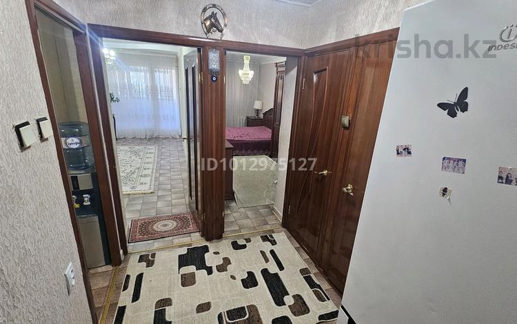 2-комнатная квартира · 42 м² · 3/7 этаж, 4-й мкр 56 — Шум за 10 000 ₸ в Актау — фото 2