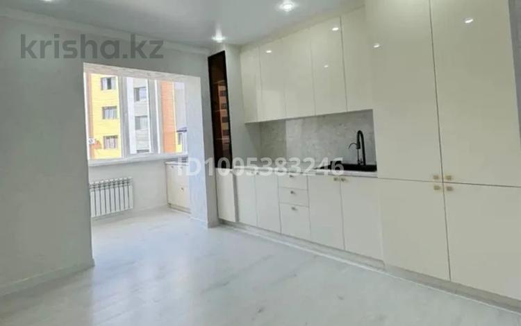 2-бөлмелі пәтер · 75 м² · 3/6 қабат, 39-й мкр 10, бағасы: 23 млн ₸ в Актау — фото 2